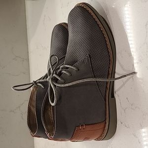Steve Madden boys boot